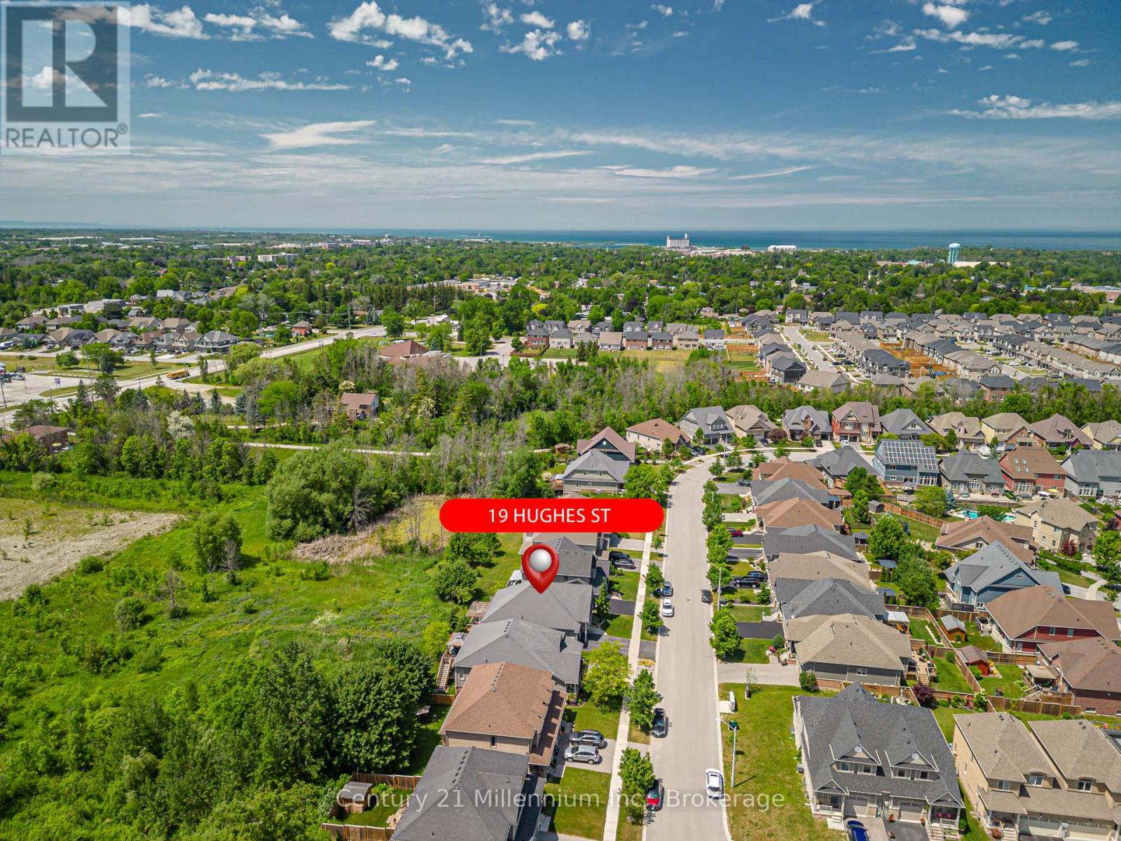 19 Hughes Street, Collingwood, Ontario  L9Y 0W7 - Photo 3 - S12478170