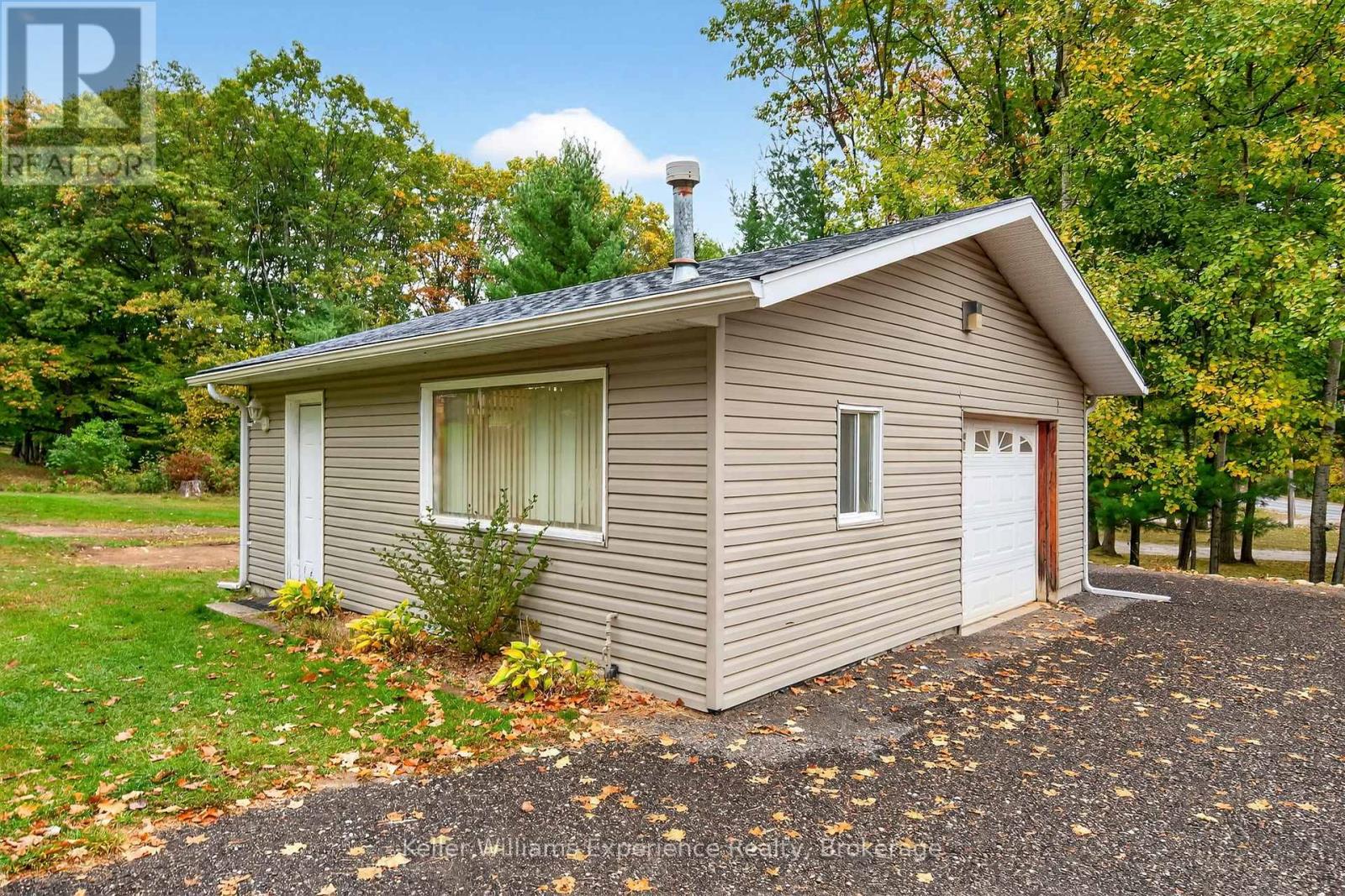 1504 Golf Link Road, Midland, Ontario  L4R 5L4 - Photo 30 - S12478175