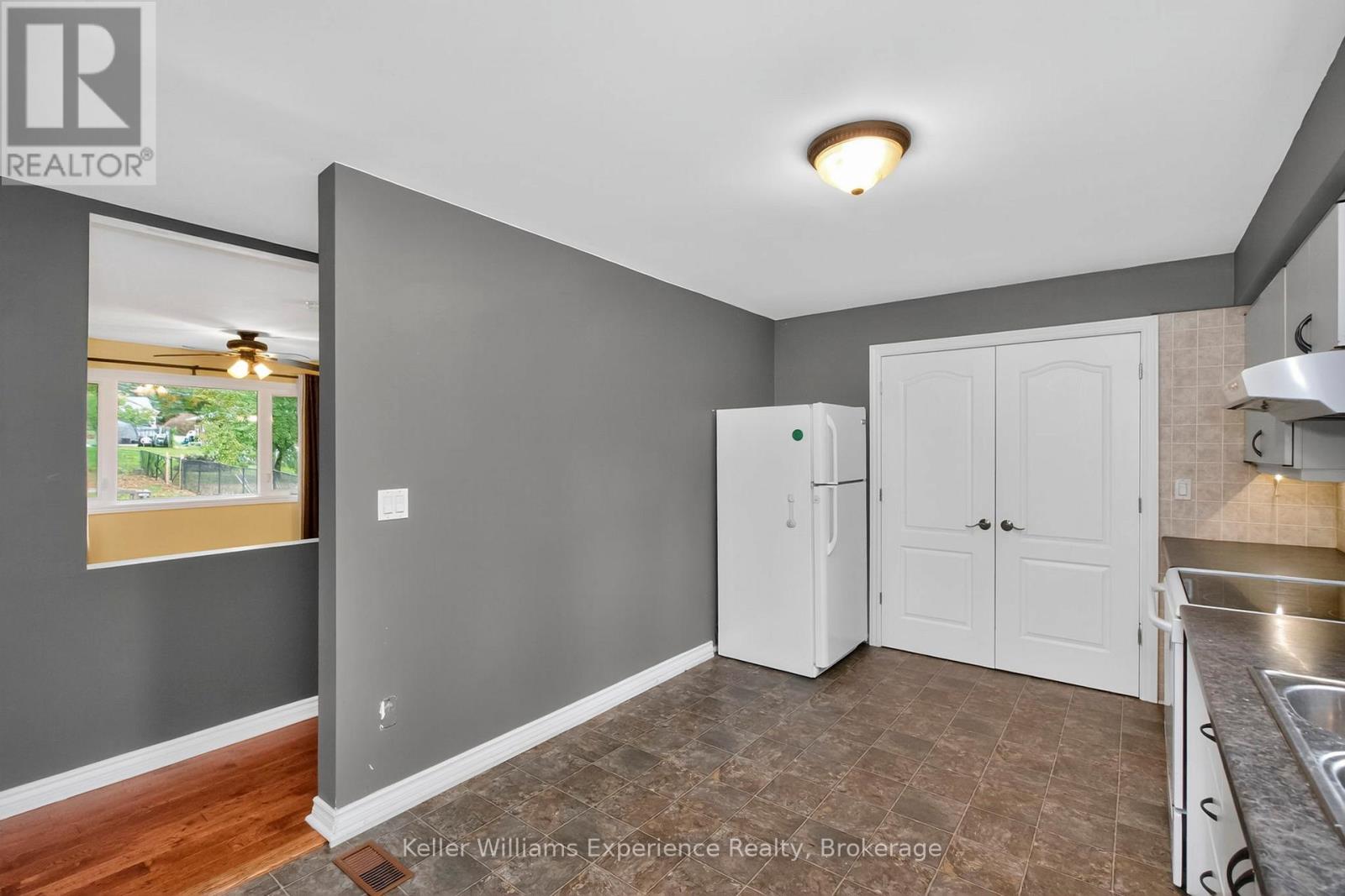 1504 Golf Link Road, Midland, Ontario  L4R 5L4 - Photo 8 - S12478175