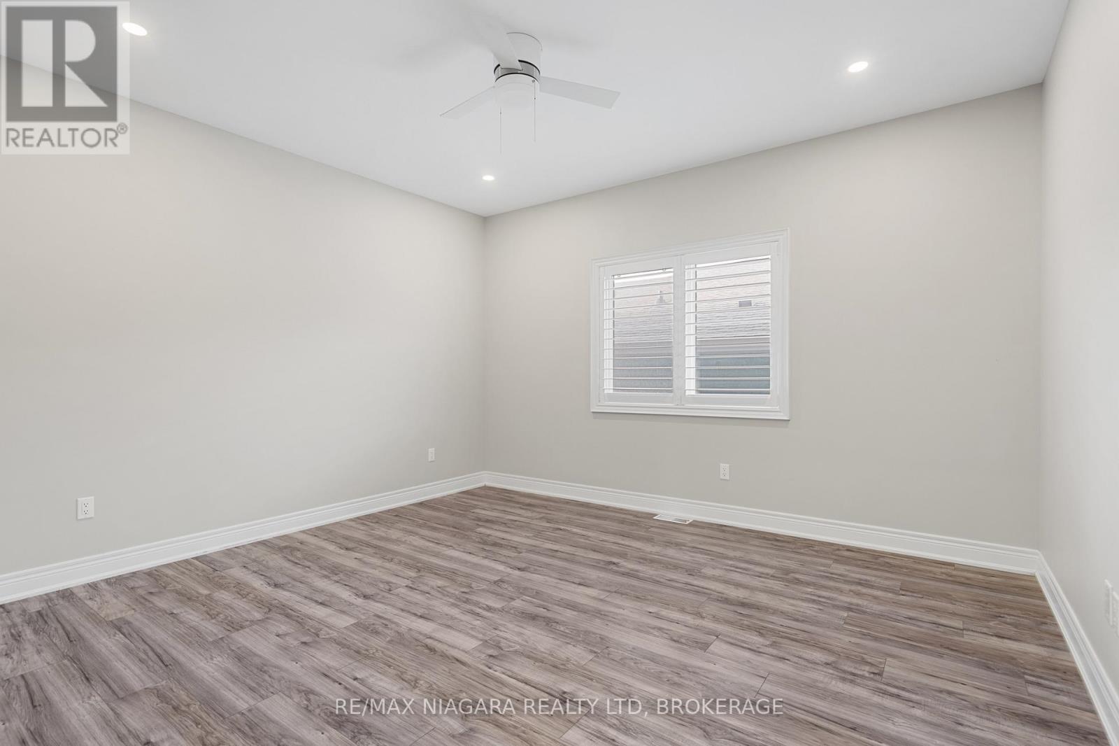 252 Colbeck Drive, Welland, Ontario  L3C 0B4 - Photo 24 - X12478160