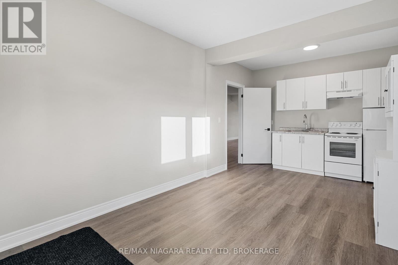 252 Colbeck Drive, Welland, Ontario  L3C 0B4 - Photo 29 - X12478160
