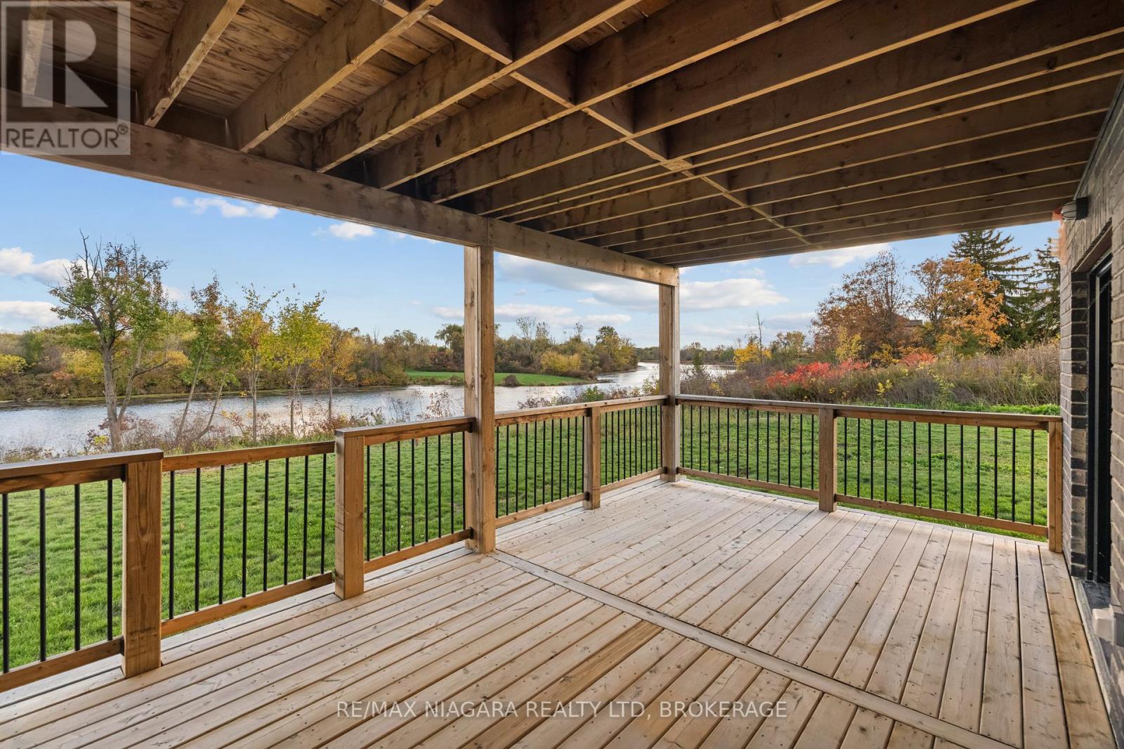 252 Colbeck Drive, Welland, Ontario  L3C 0B4 - Photo 37 - X12478160