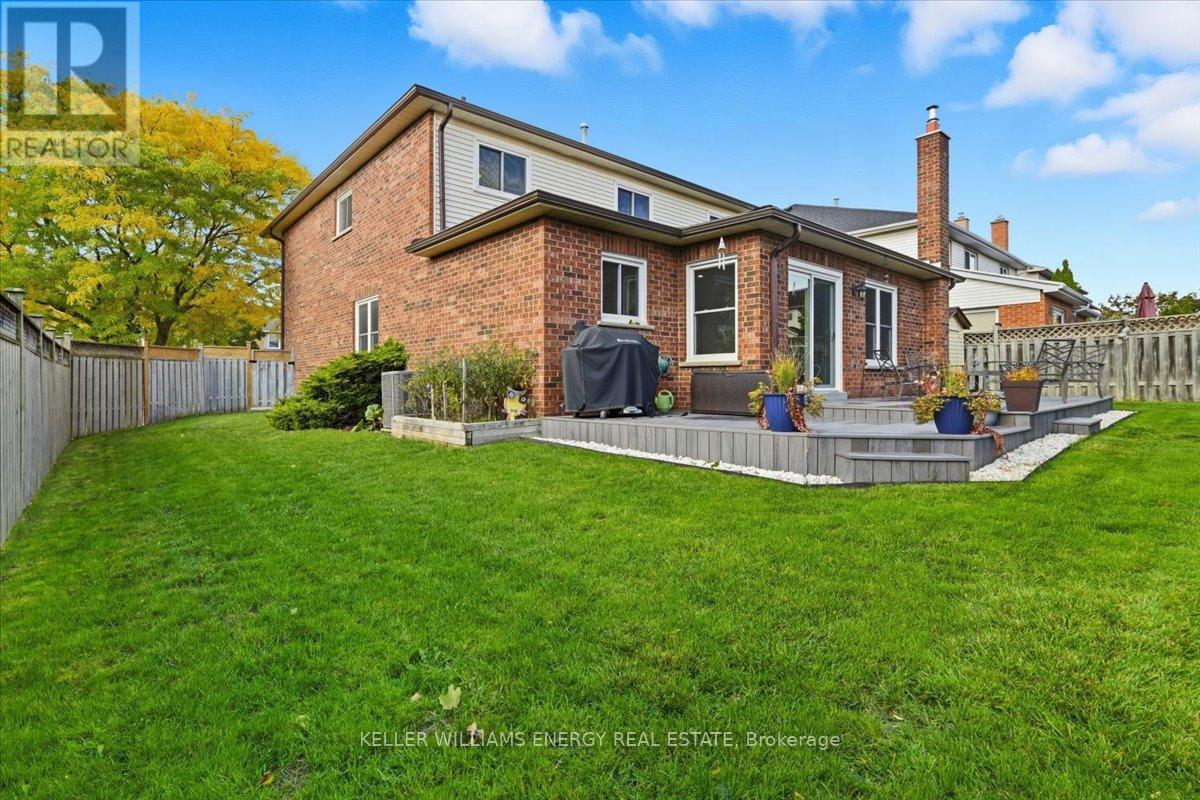 29 Braebrook Drive, Whitby, Ontario  L1R 1V2 - Photo 28 - E12478165