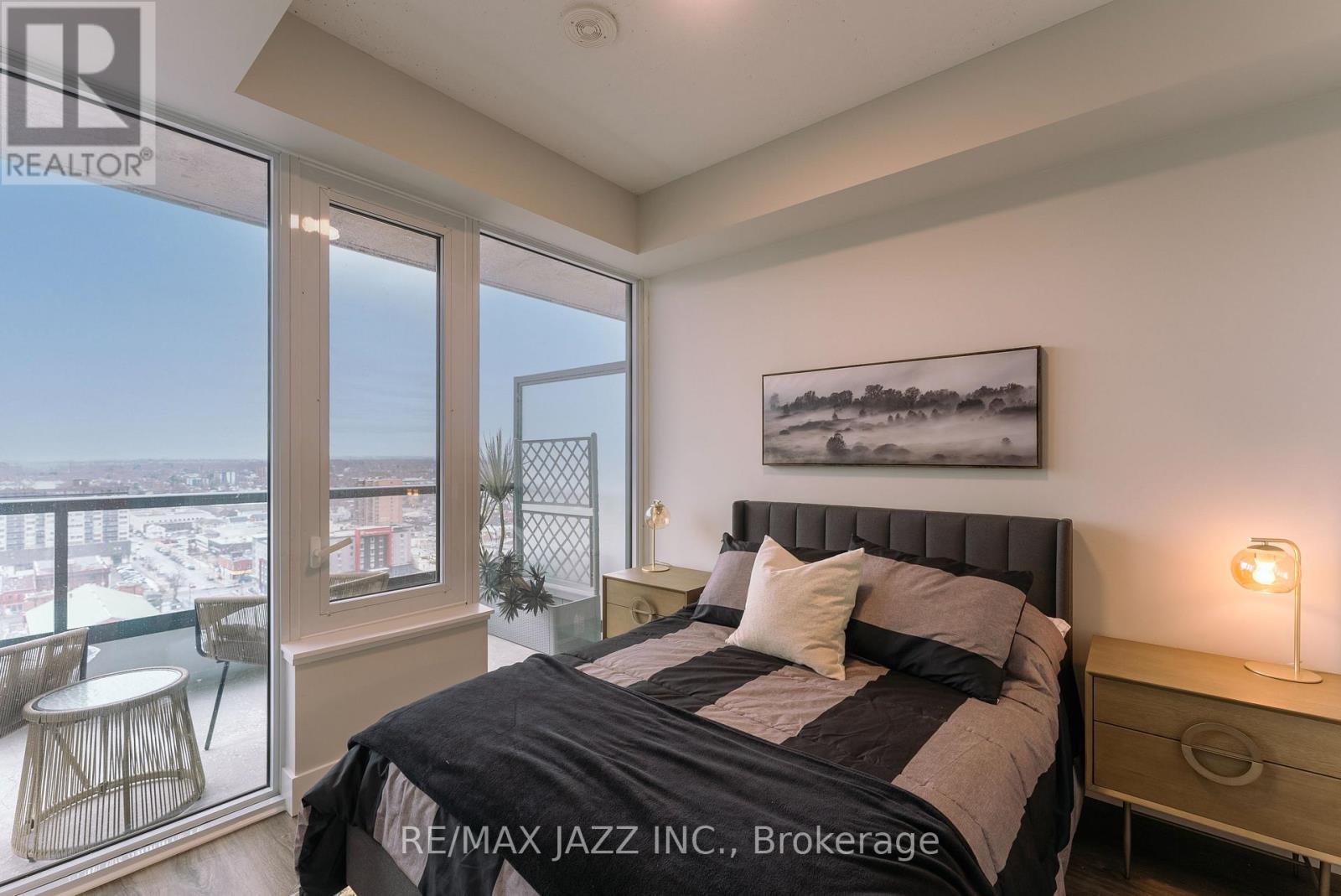 1612 - 80 Bond Street E, Oshawa, Ontario  L1G 0E6 - Photo 8 - E12478178
