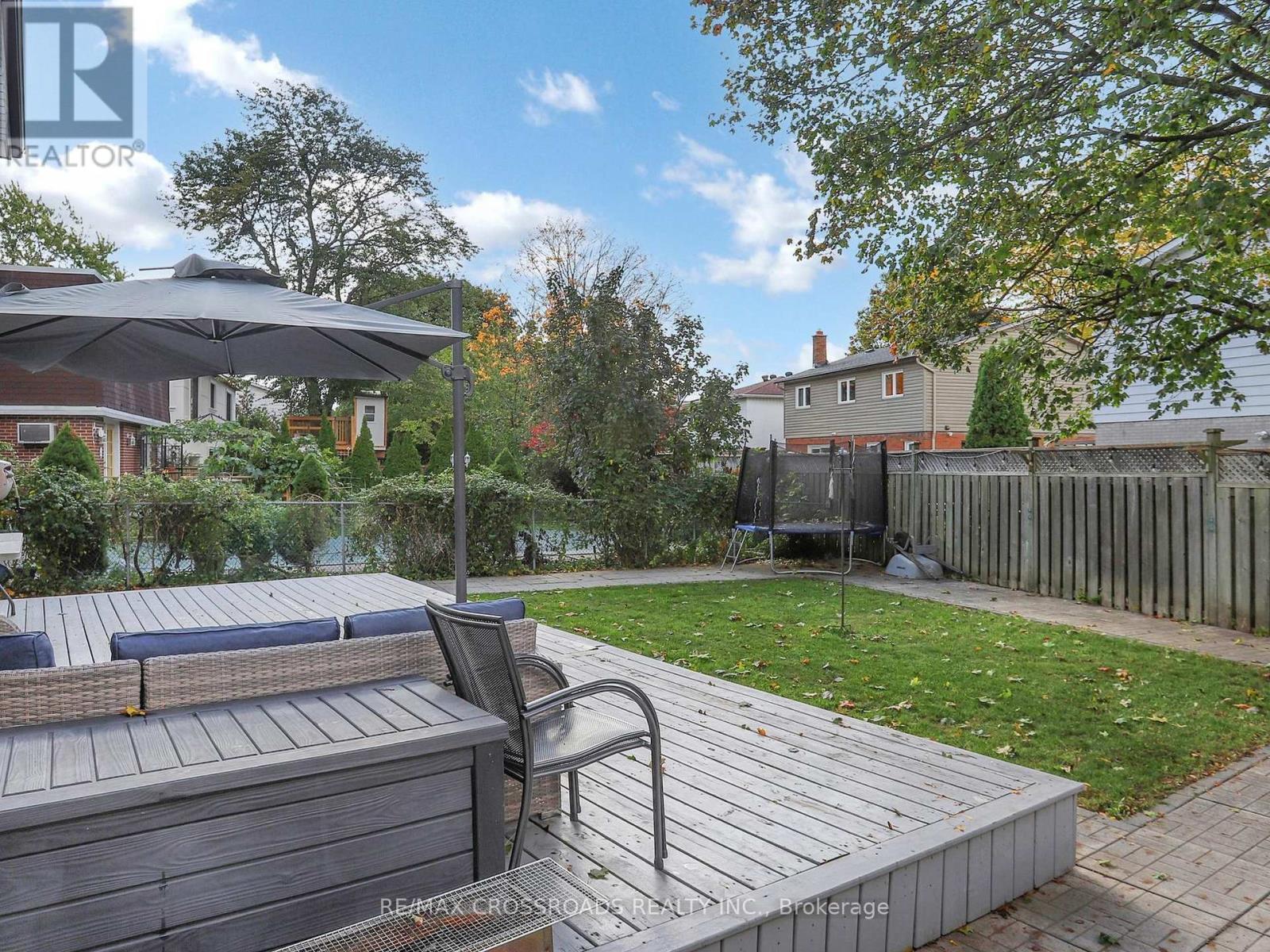49 King Louis Crescent, Toronto, Ontario  M1T 2X1 - Photo 44 - E12477814