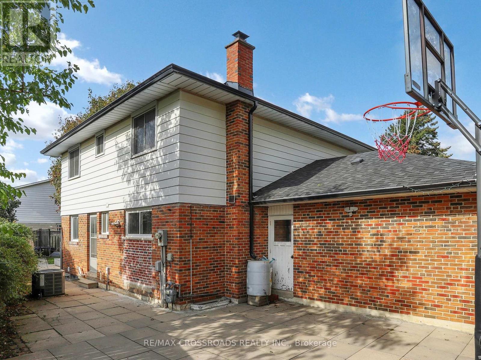 49 King Louis Crescent, Toronto, Ontario  M1T 2X1 - Photo 45 - E12477814