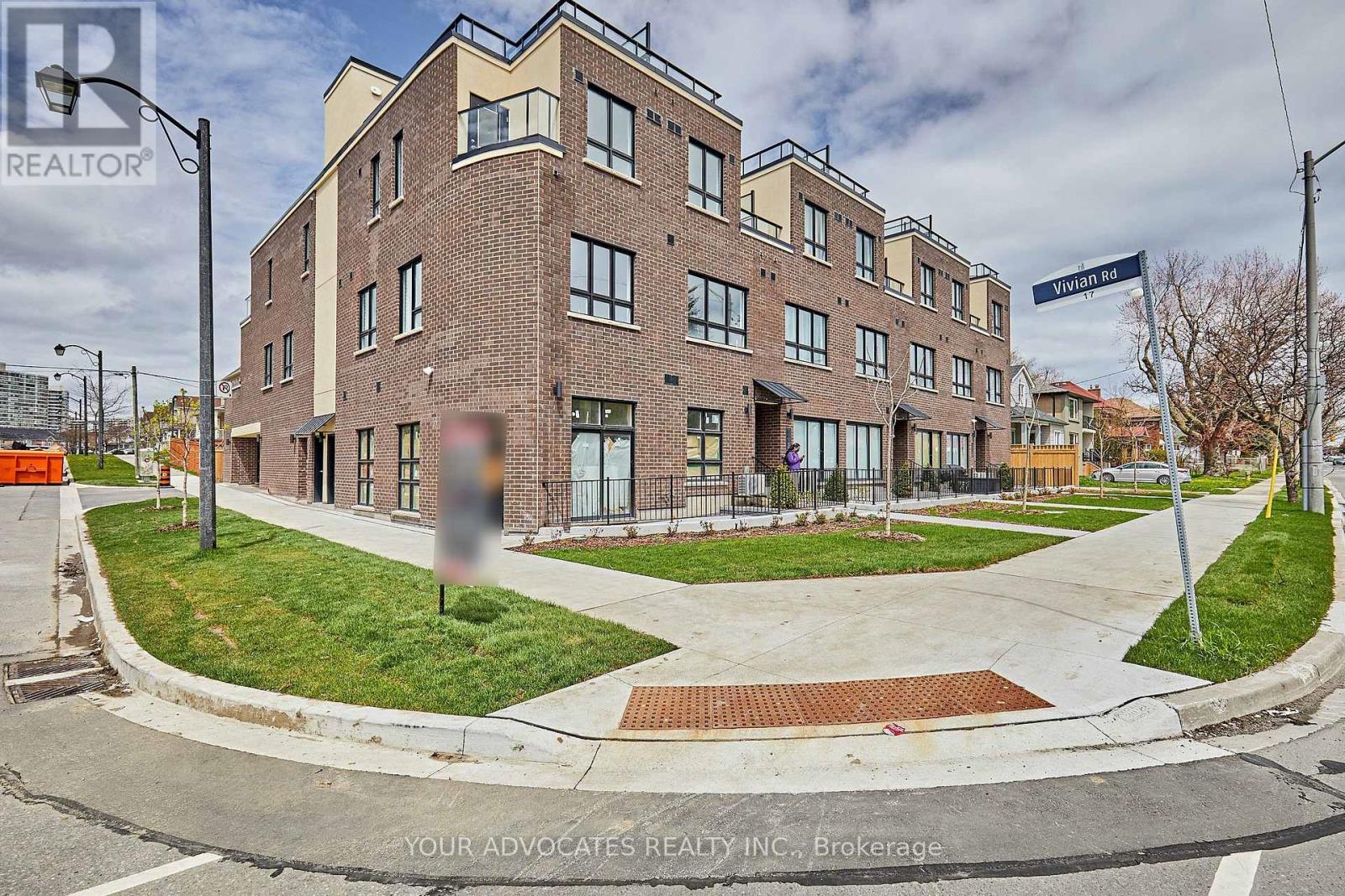 9 Vivian Road, Toronto, Ontario  M1M 0E4 - Photo 1 - E12477860