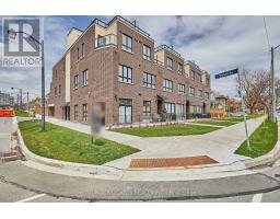 9 VIVIAN ROAD, Toronto, Ontario