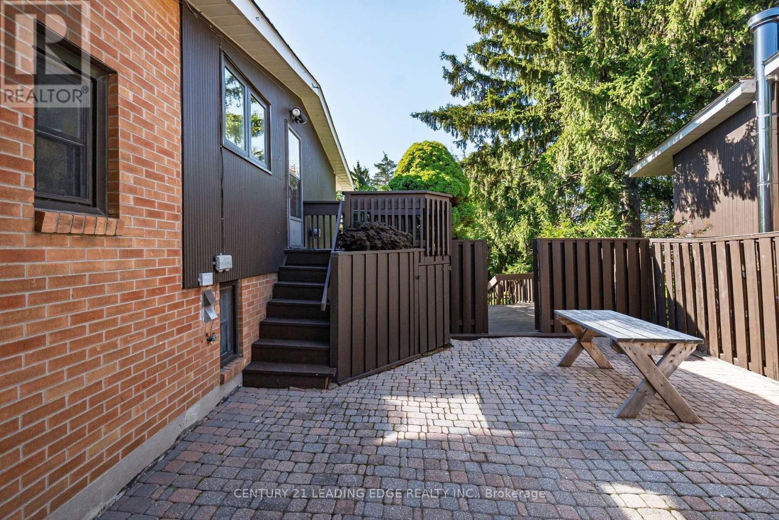 4 Rosswood Crescent, Toronto, Ontario  M1P 3N2 - Photo 31 - E12477875