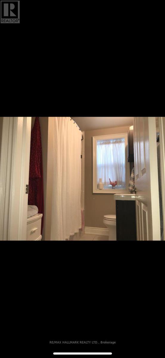1 - 547 Kingston Road, Toronto, Ontario  M4E 1R2 - Photo 12 - E12477884