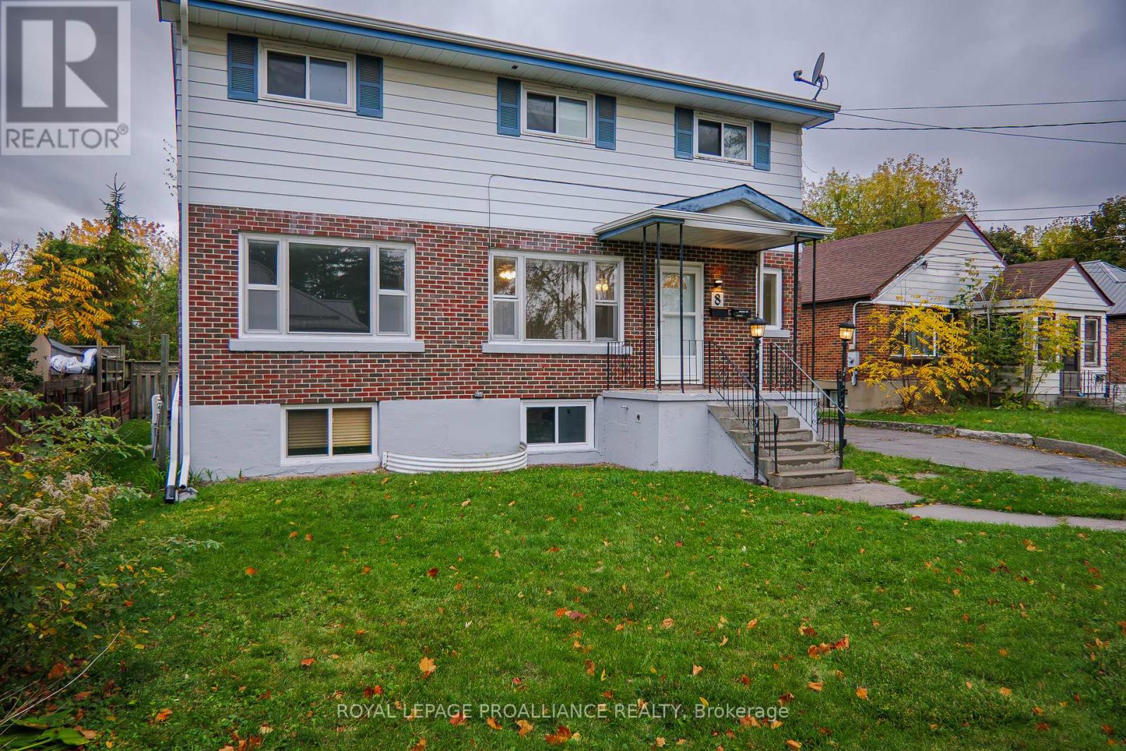 8 REYNOLDS CRESCENT, Belleville, Ontario