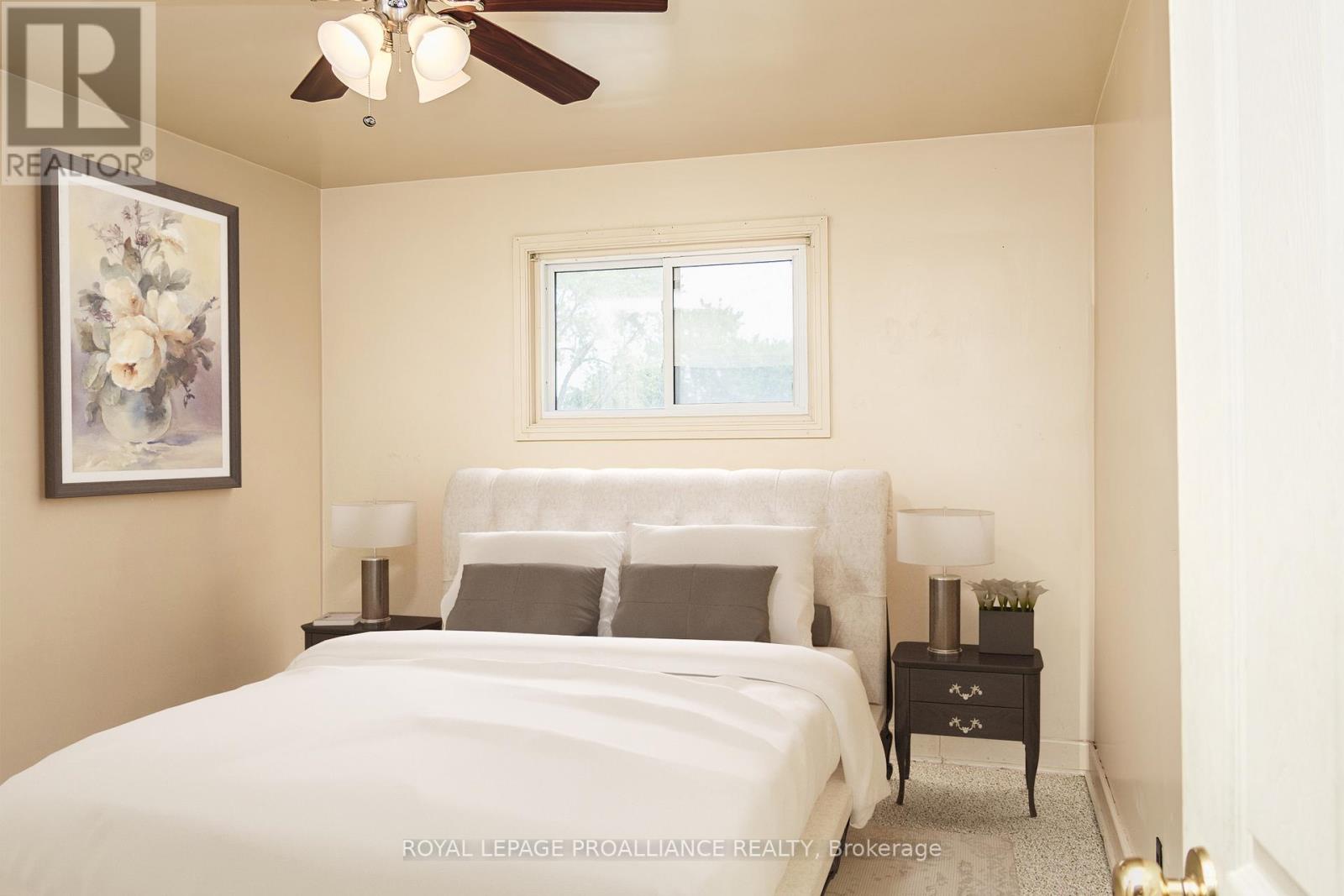 8 Reynolds Crescent, Belleville, Ontario  K8P 2W7 - Photo 23 - X12478169