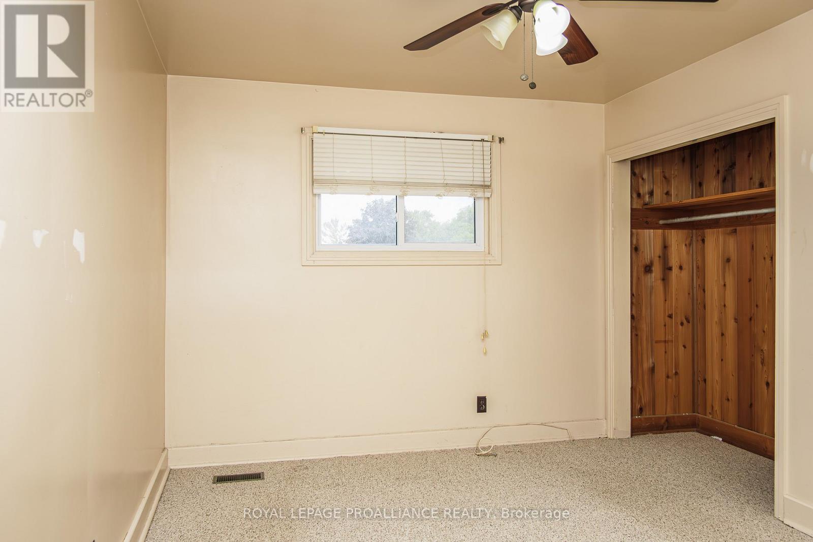 8 Reynolds Crescent, Belleville, Ontario  K8P 2W7 - Photo 25 - X12478169