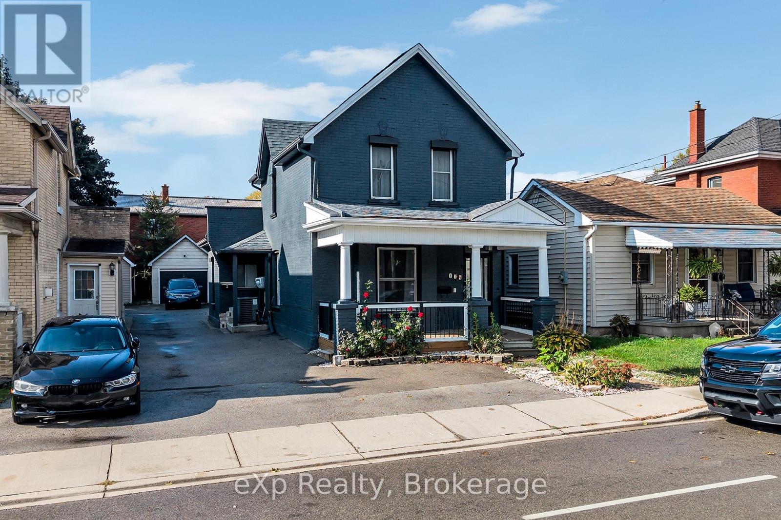174 William Street, Brantford, Ontario  N3T 3L5 - Photo 1 - X12478063