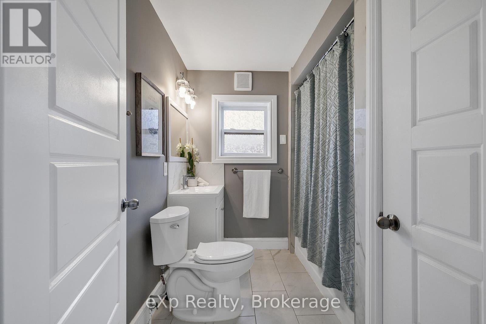 174 William Street, Brantford, Ontario  N3T 3L5 - Photo 15 - X12478063