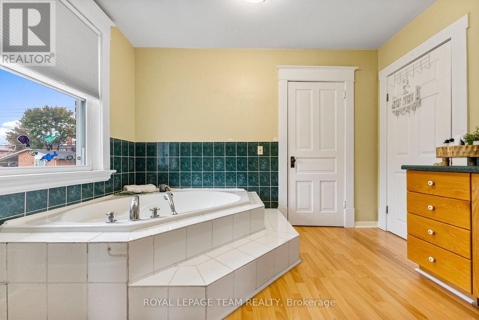 28 Bank Street N, Renfrew, Ontario  K7V 2C9 - Photo 16 - X12399070