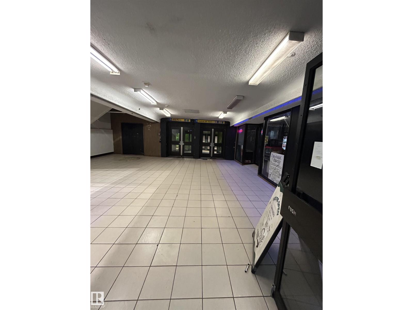 #1013 10024 Jasper Av Nw, Edmonton, Alberta  T5J 1R9 - Photo 4 - E4463173