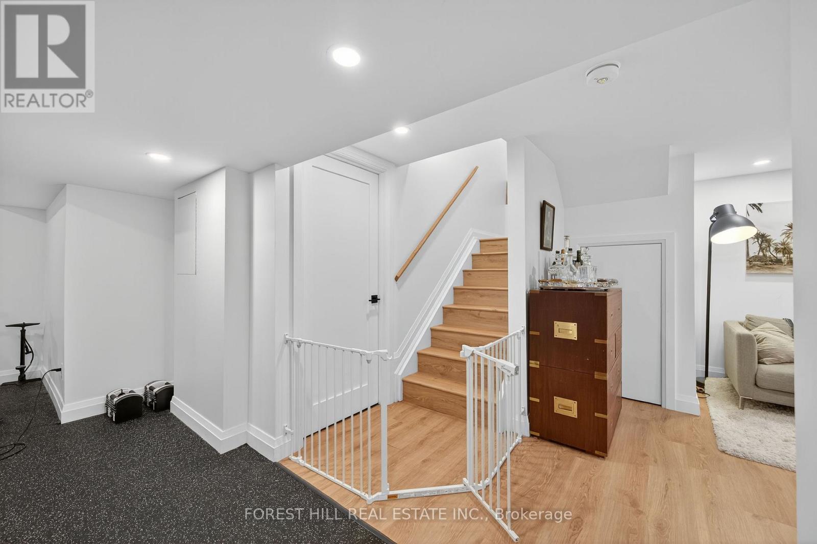215 Main Street N, Newmarket, Ontario  L3Y 9B1 - Photo 30 - N12477770