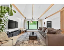 215 MAIN STREET N, Newmarket, Ontario