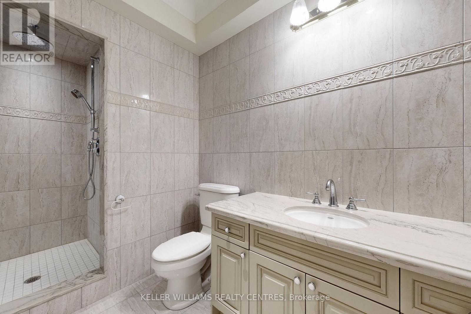 33 Maple Grove Avenue, Richmond Hill, Ontario  L4E 2V1 - Photo 44 - N12477798