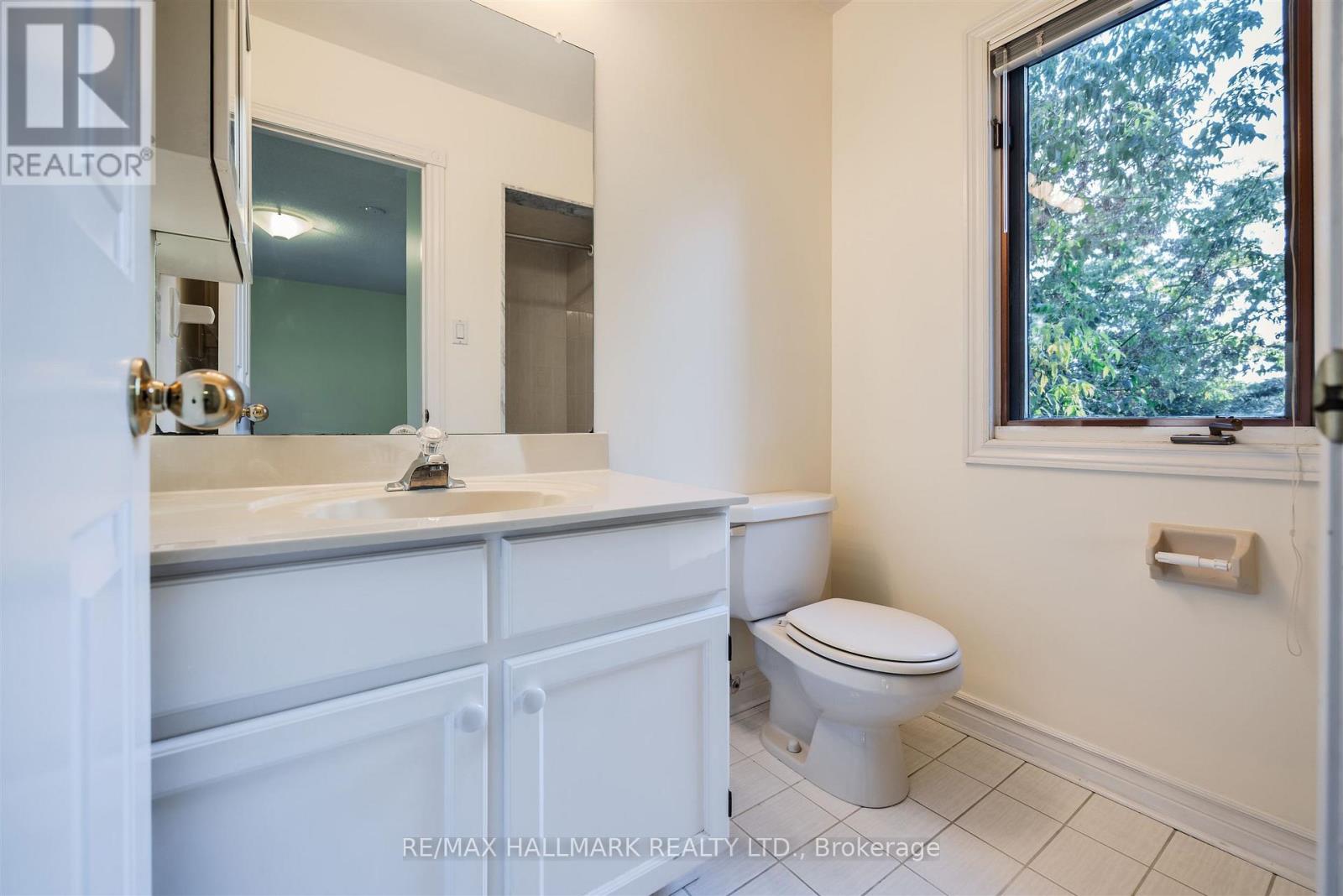 69 King's Cross Avenue, Richmond Hill, Ontario  L4B 2T2 - Photo 21 - N12477867