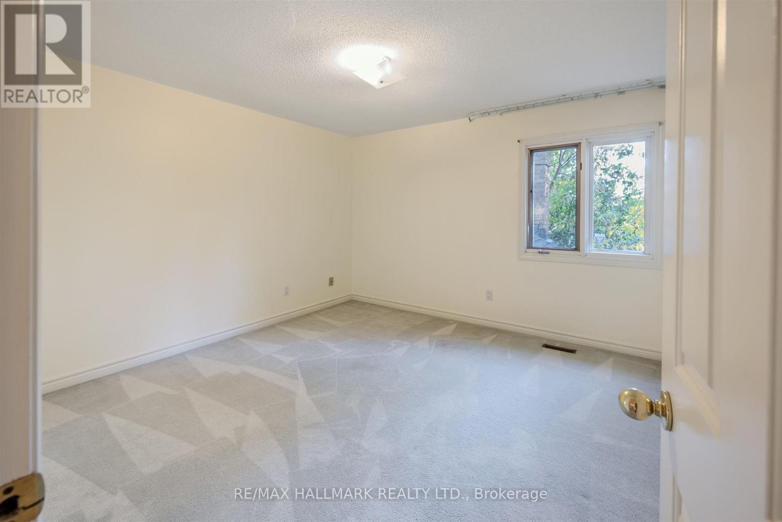 69 King's Cross Avenue, Richmond Hill, Ontario  L4B 2T2 - Photo 22 - N12477867