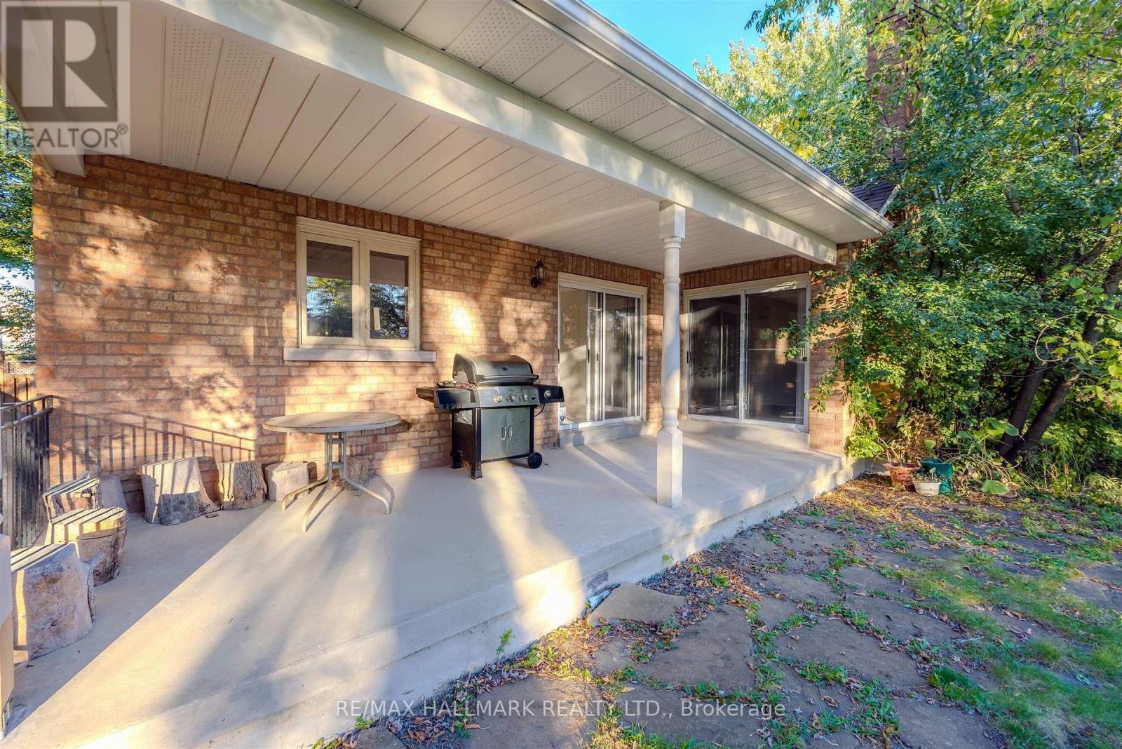 69 King's Cross Avenue, Richmond Hill, Ontario  L4B 2T2 - Photo 31 - N12477867