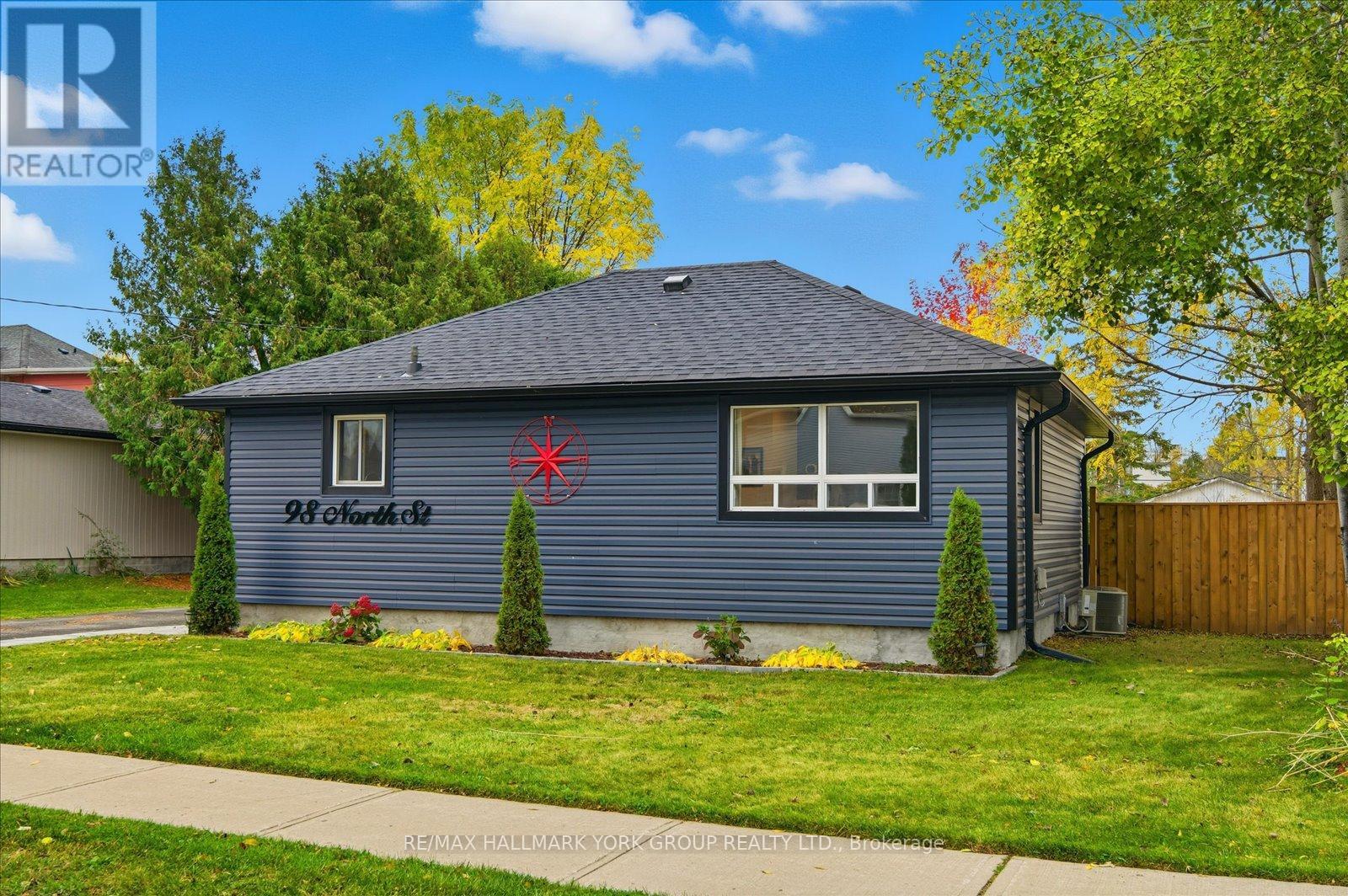 98 North Street, Georgina, Ontario  L0E 1R0 - Photo 34 - N12477892