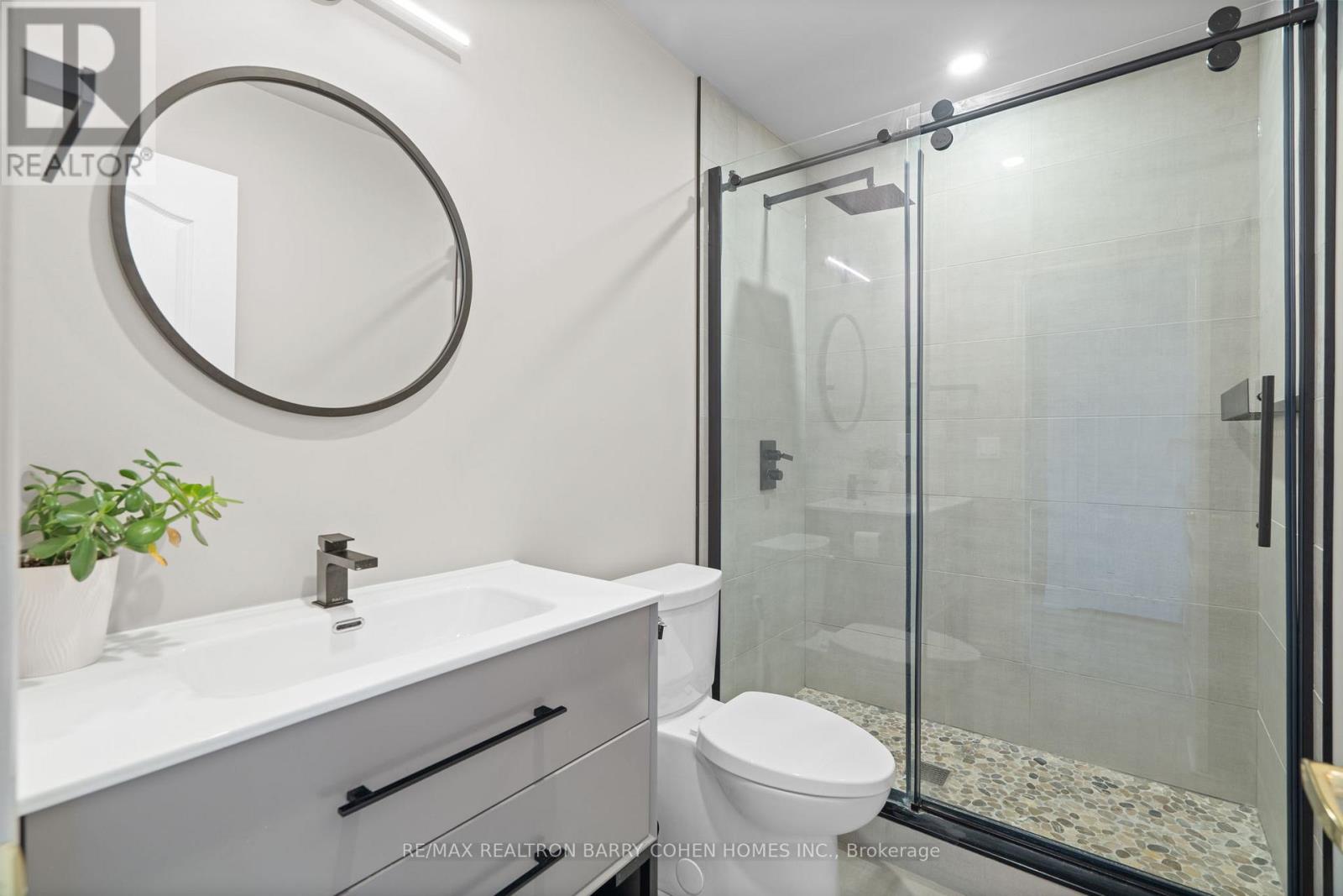 28 Mistywood Crescent, Vaughan, Ontario  L4J 9E6 - Photo 22 - N12477897