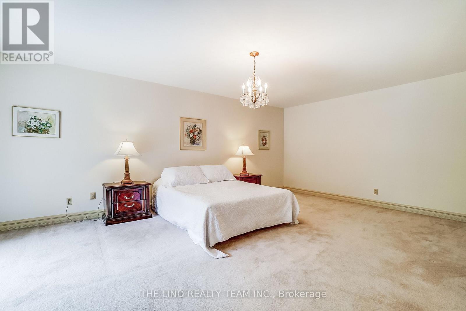 99 Birch Avenue, Richmond Hill, Ontario  L4C 6C5 - Photo 29 - N12477904