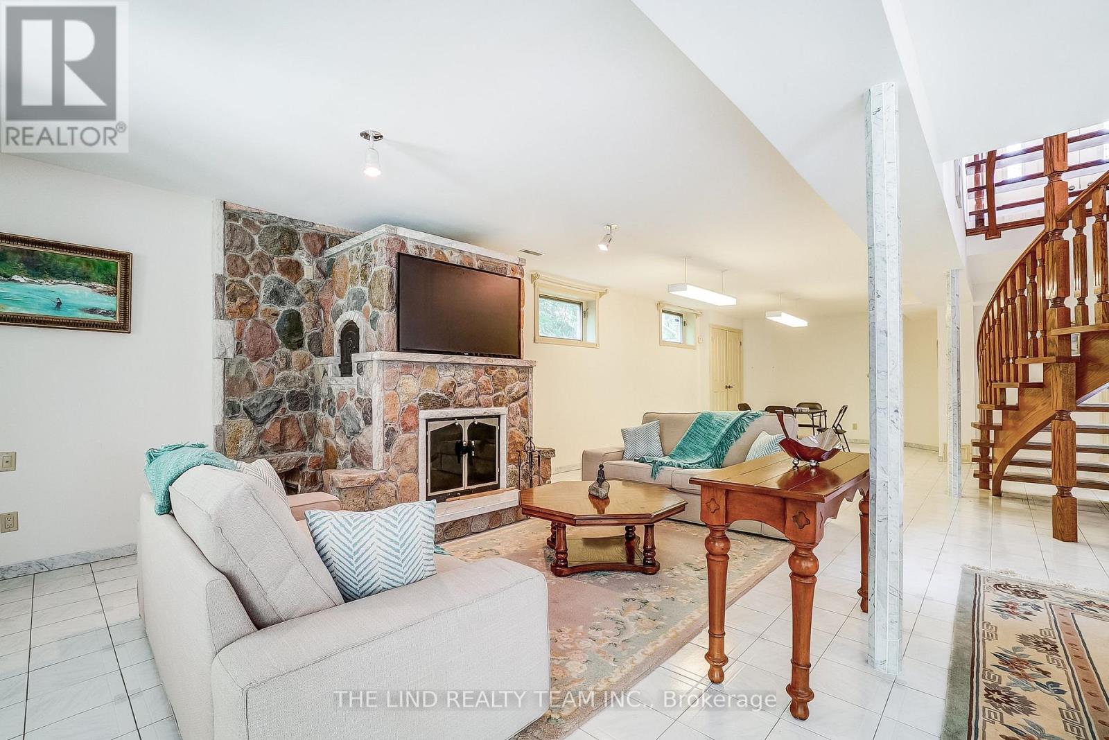99 Birch Avenue, Richmond Hill, Ontario  L4C 6C5 - Photo 36 - N12477904