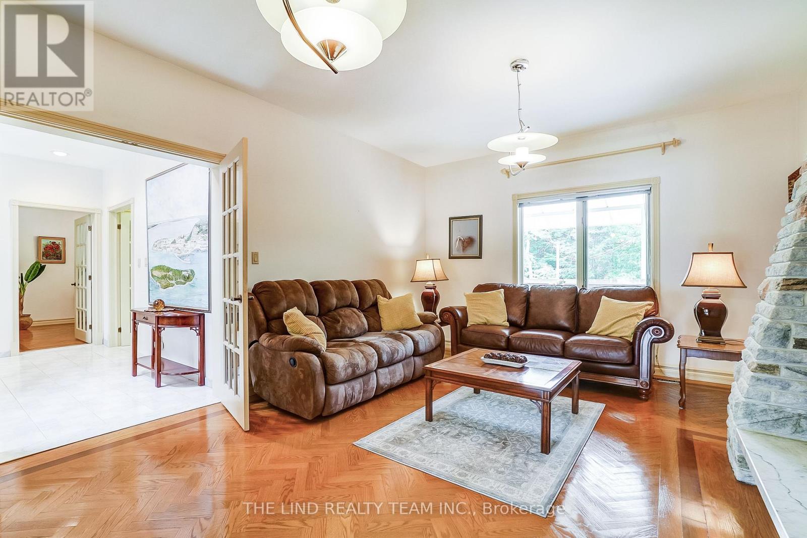 99 Birch Avenue, Richmond Hill, Ontario  L4C 6C5 - Photo 5 - N12477904