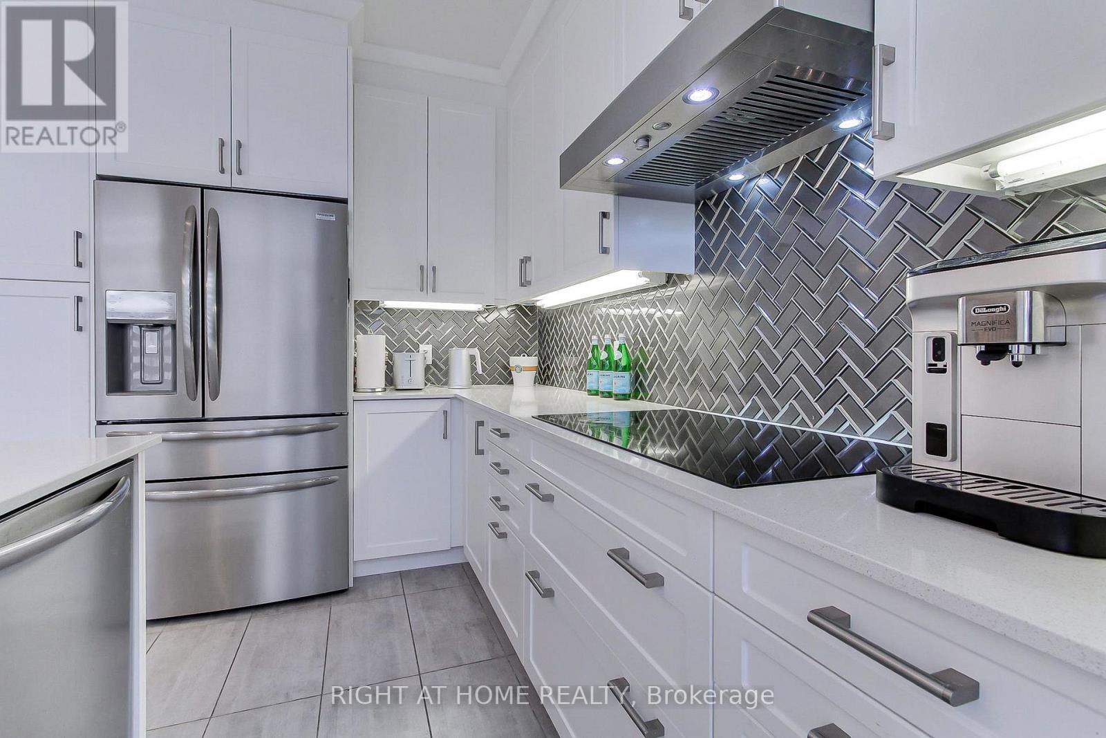 14 Pageant Avenue, Vaughan, Ontario  L4H 4R3 - Photo 20 - N12477909