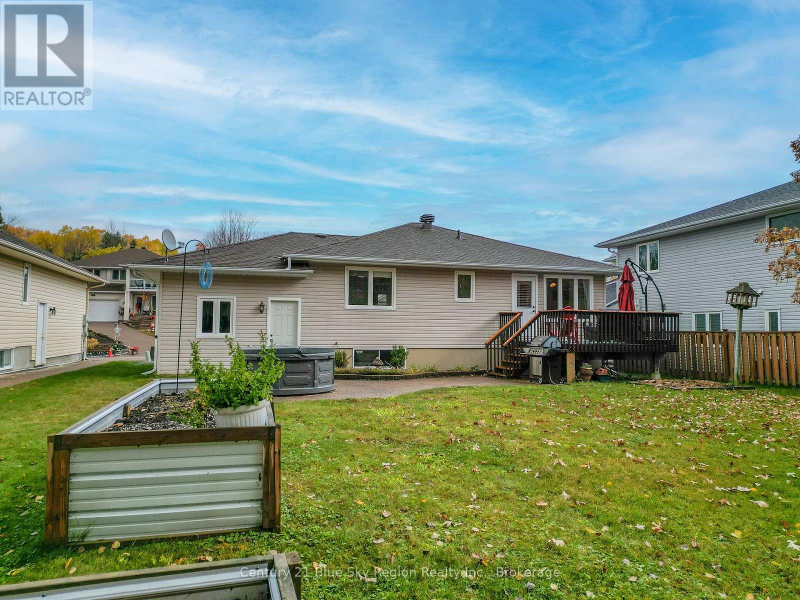 111 Kilby Lane, Callander, Ontario  P0H 1H0 - Photo 30 - X12478127