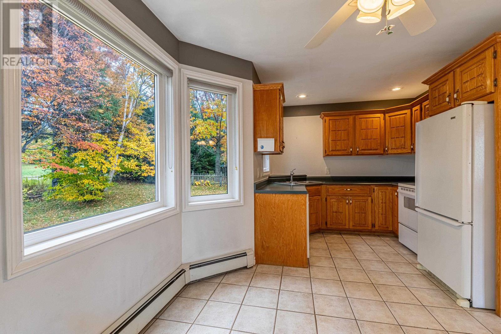 13 Waterview Heights, Charlottetown, Prince Edward Island  C1A 9J6 - Photo 7 - 202526430