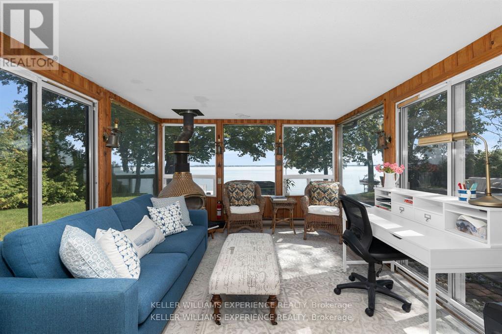 18 Maple Drive, Orillia, Ontario  L3V 3W2 - Photo 7 - S12477769
