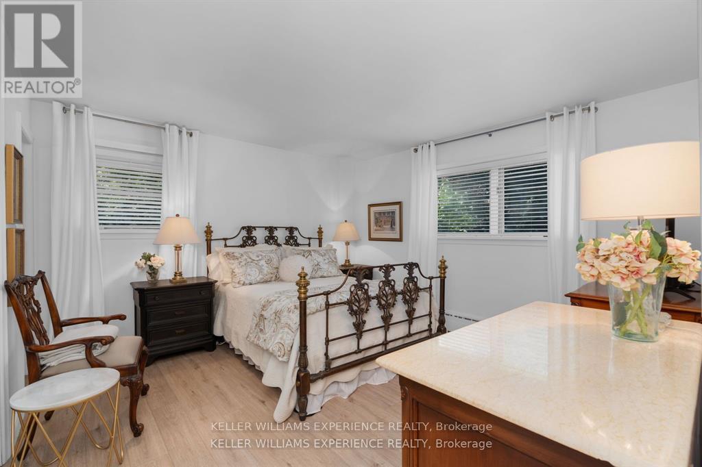 18 Maple Drive, Orillia, Ontario  L3V 3W2 - Photo 9 - S12477769
