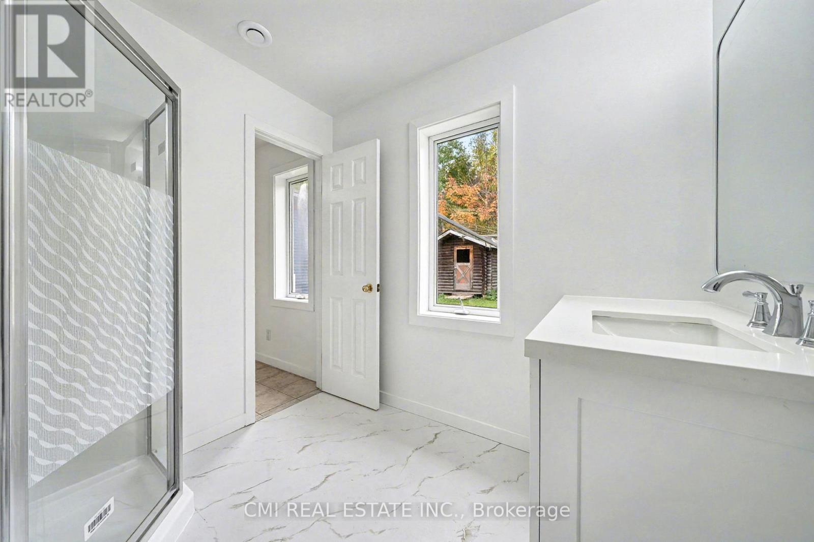 484 7th Avenue, Tay, Ontario  L0K 1R0 - Photo 28 - S12477772