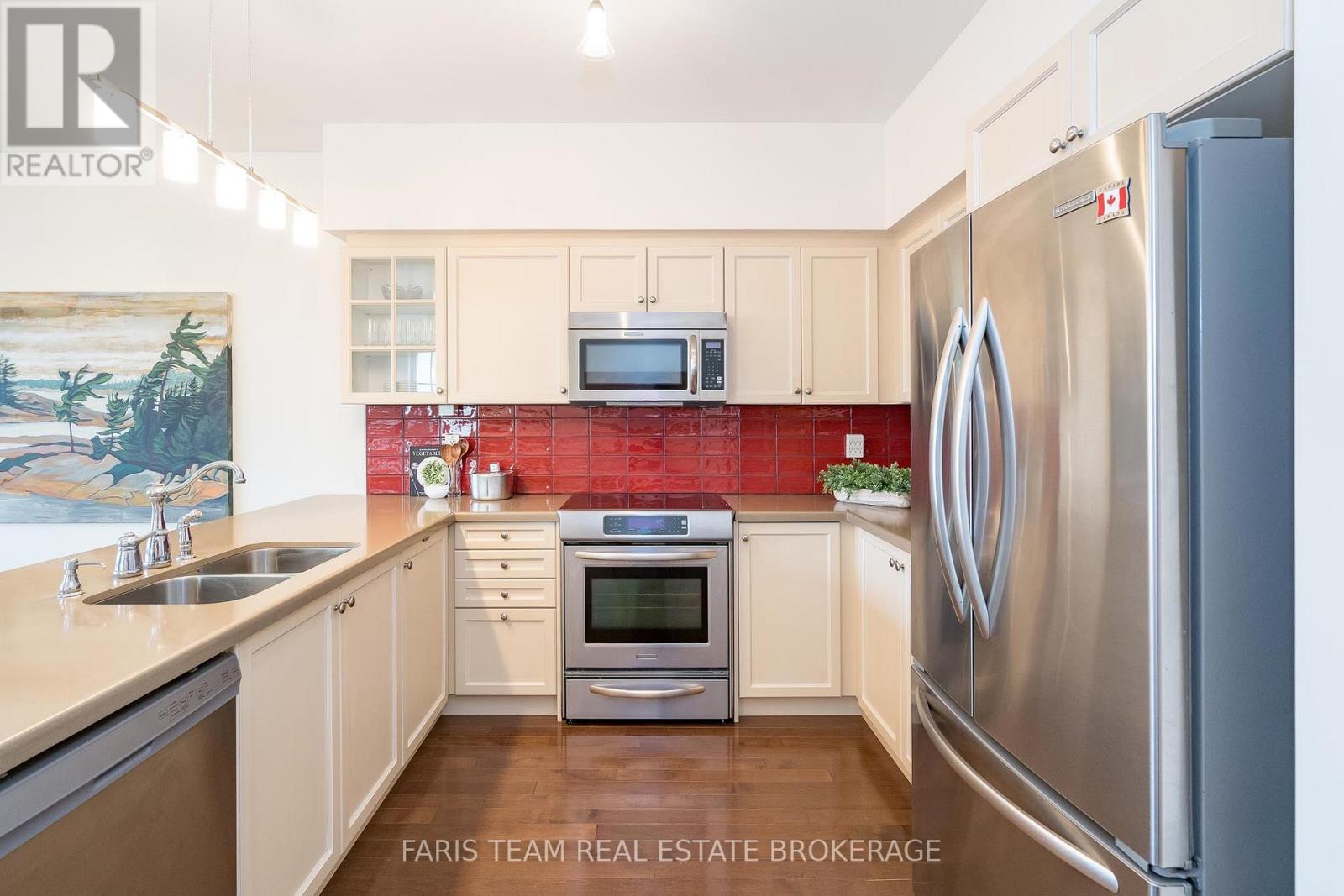 145 Wycliffe Cove, Tay, Ontario  L0K 2A0 - Photo 7 - S12477868