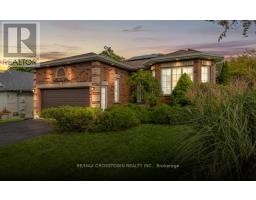 1 BLOXHAM PLACE, Barrie, Ontario