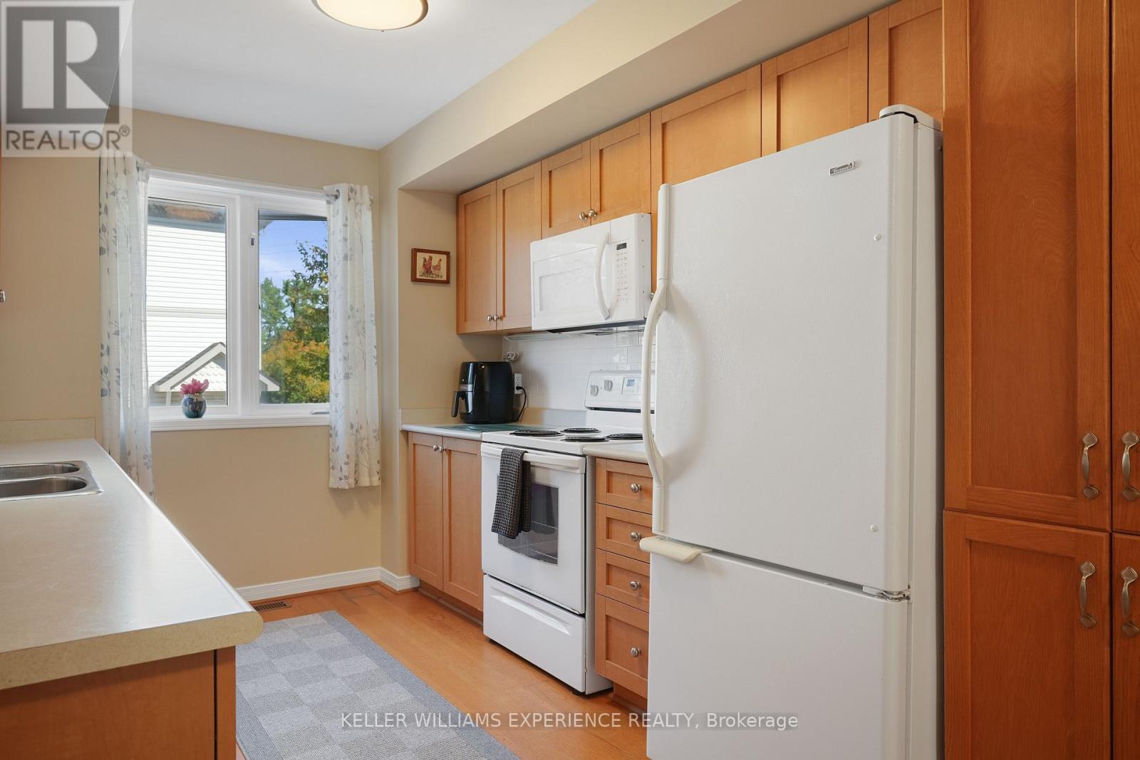 A4 - 440 Yonge Street, Barrie, Ontario  L4N 4E2 - Photo 9 - S12477915