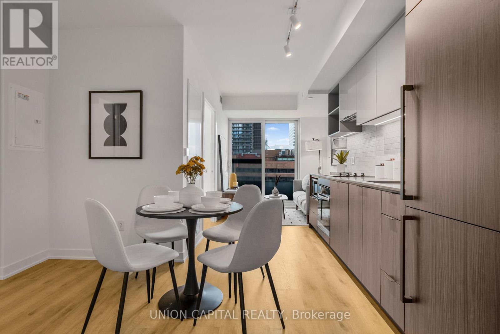 1801 - 252 Church Street, Toronto, Ontario  M5B 0E6 - Photo 1 - C12477967