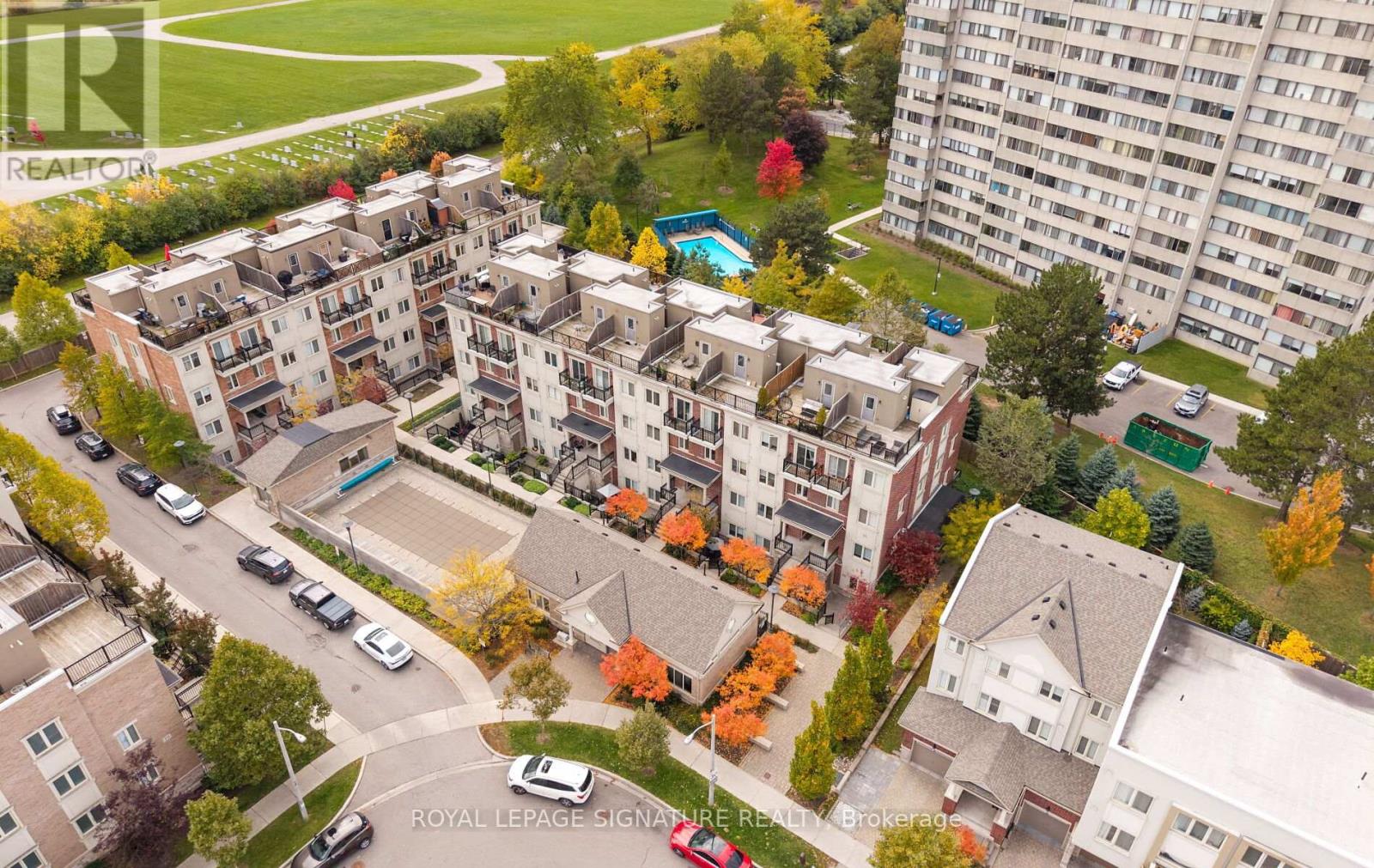 240 - 15 Coneflower Crescent, Toronto, Ontario  M2R 0A5 - Photo 4 - C12477968