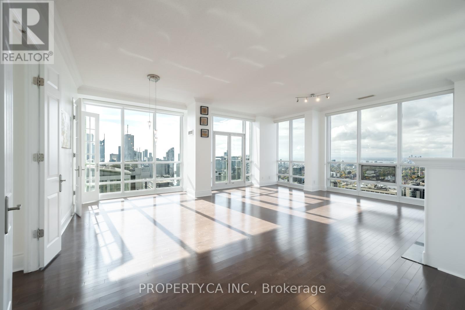 PH05 - 763 BAY STREET, Toronto, Ontario