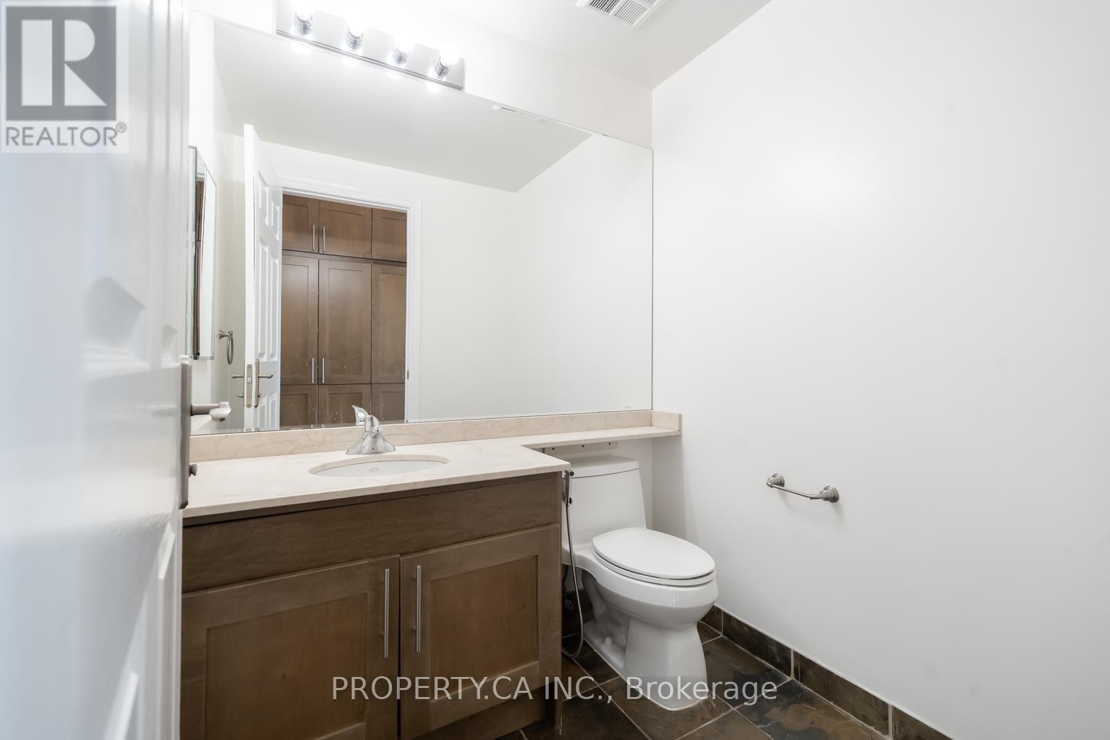 Ph05 - 763 Bay Street, Toronto, Ontario  M5G 2R3 - Photo 24 - C12477993