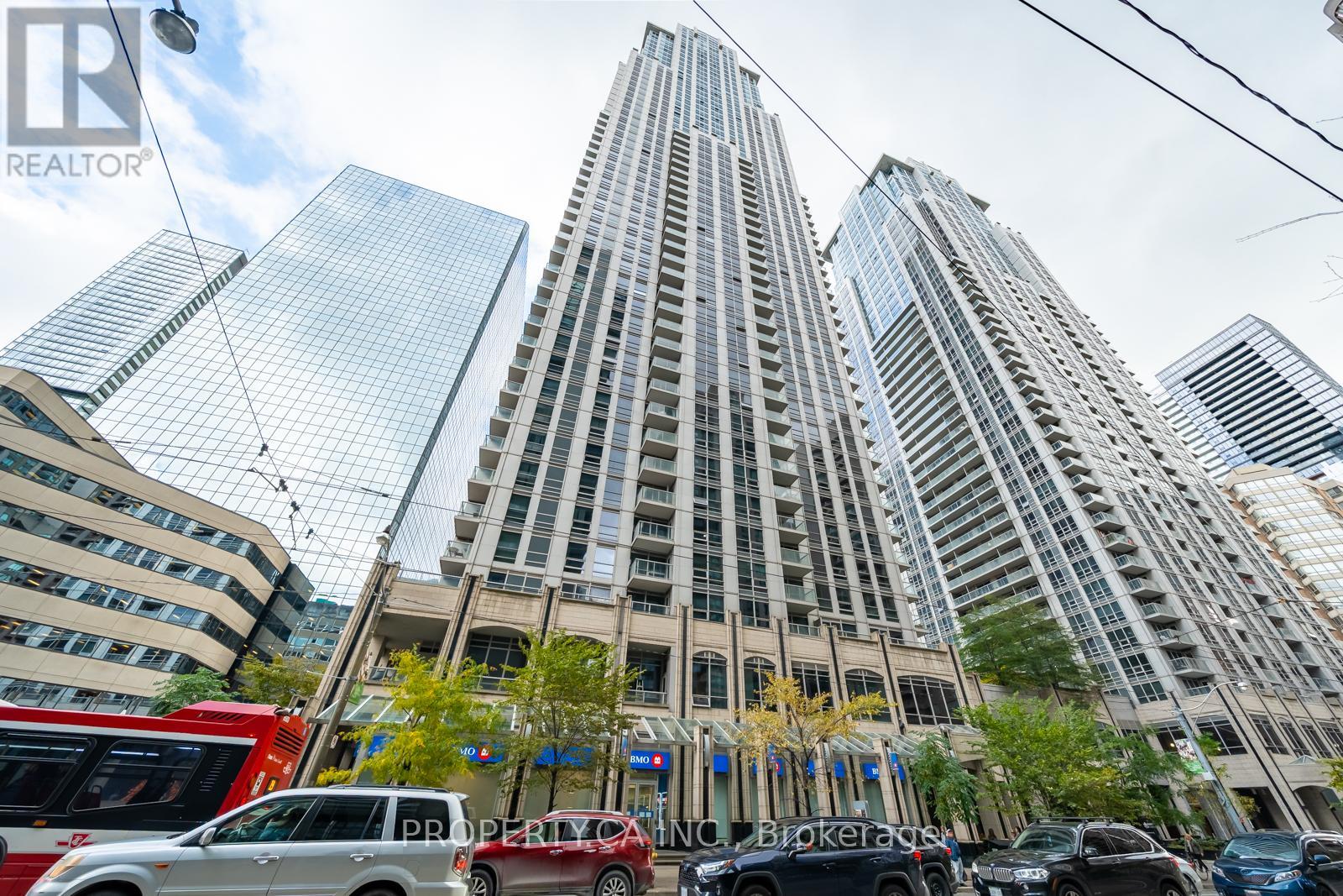Ph05 - 763 Bay Street, Toronto, Ontario  M5G 2R3 - Photo 32 - C12477993