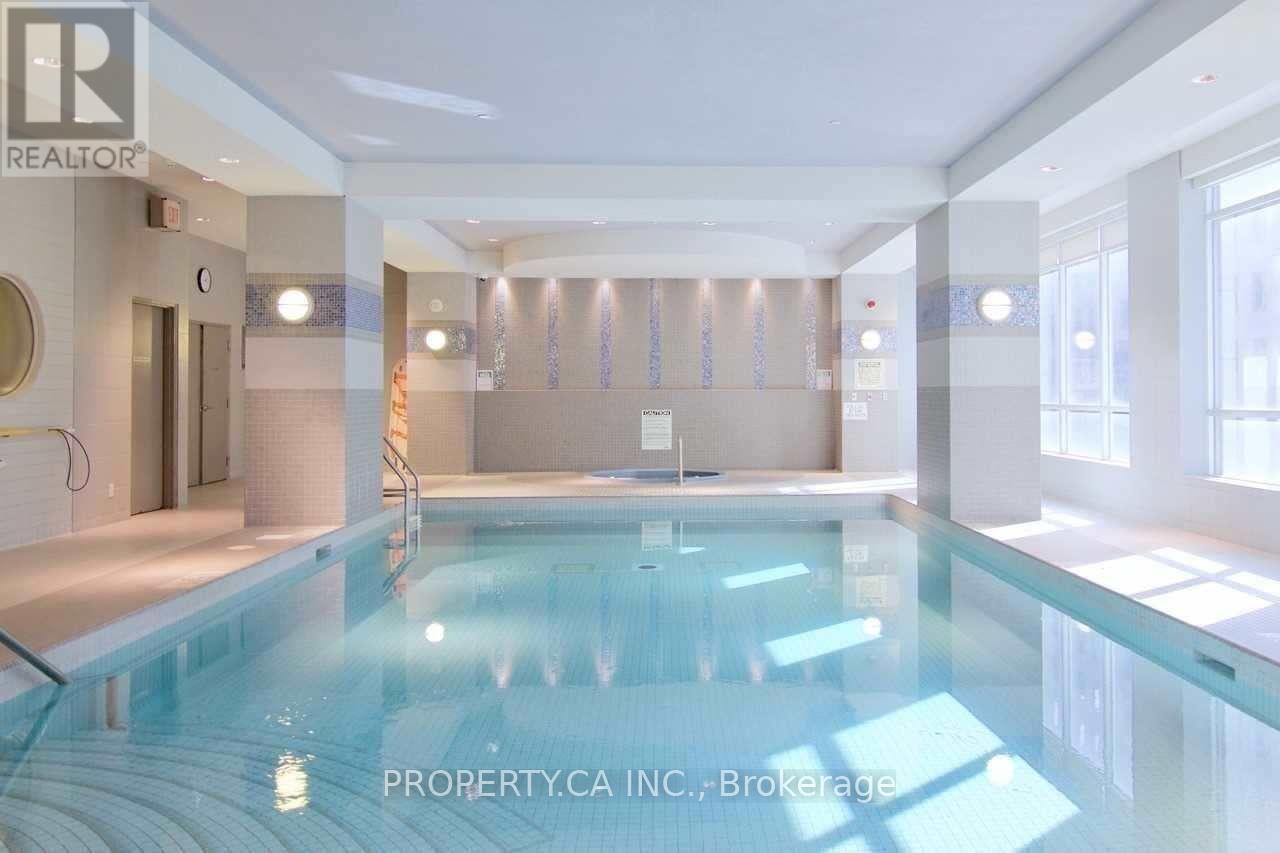 Ph05 - 763 Bay Street, Toronto, Ontario  M5G 2R3 - Photo 37 - C12477993