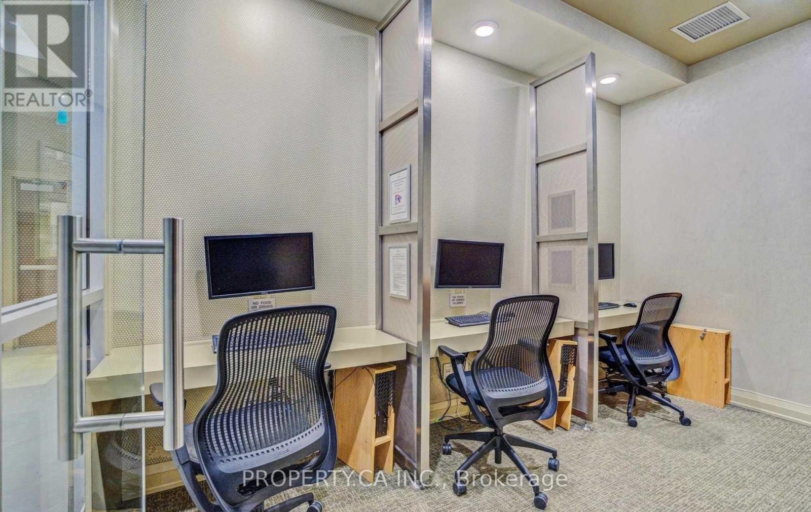 Ph05 - 763 Bay Street, Toronto, Ontario  M5G 2R3 - Photo 45 - C12477993