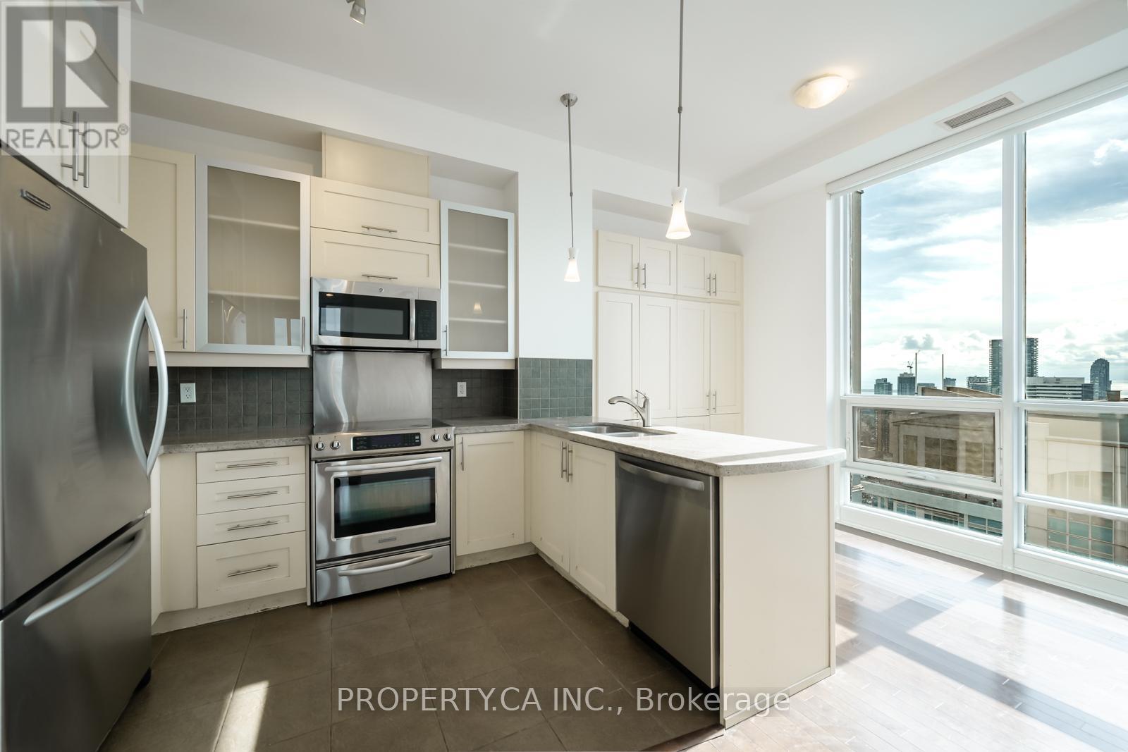 Ph05 - 763 Bay Street, Toronto, Ontario  M5G 2R3 - Photo 7 - C12477993