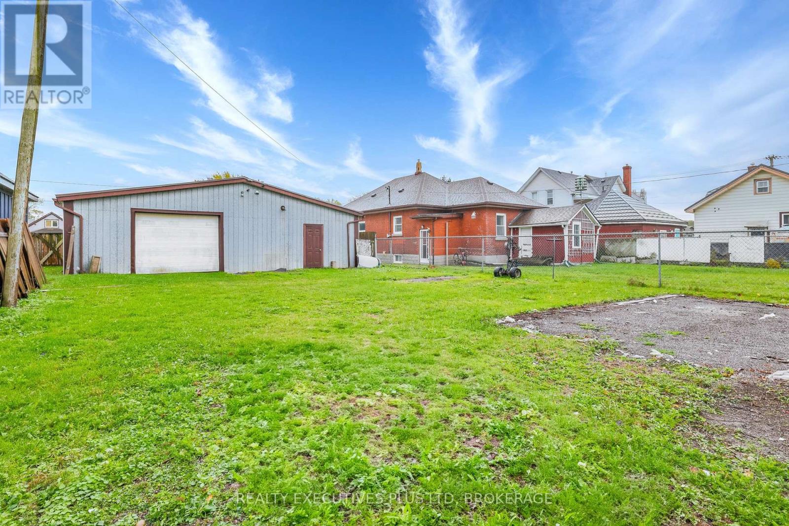 134 Frazer Street, Port Colborne (Killaly East), Ontario  L3K 1E5 - Photo 3 - X12477694